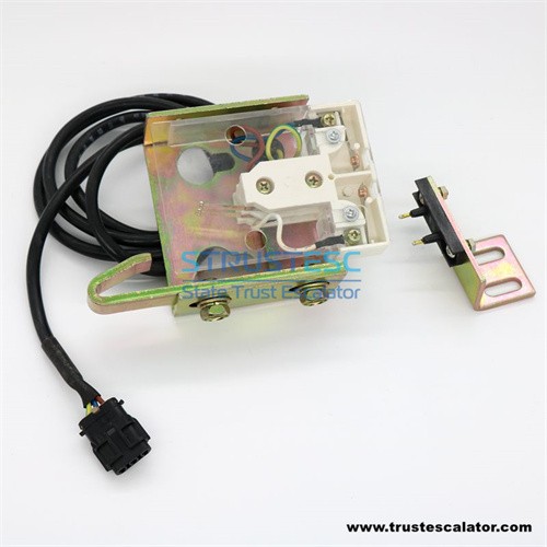 162C098G03 162C098G02 162C098G01 Elevator door lock for Hyundai  