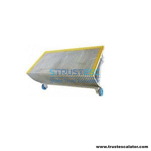 1705769200 Step 5EK L1000MM Use for Thyssenkrupp Escalator 