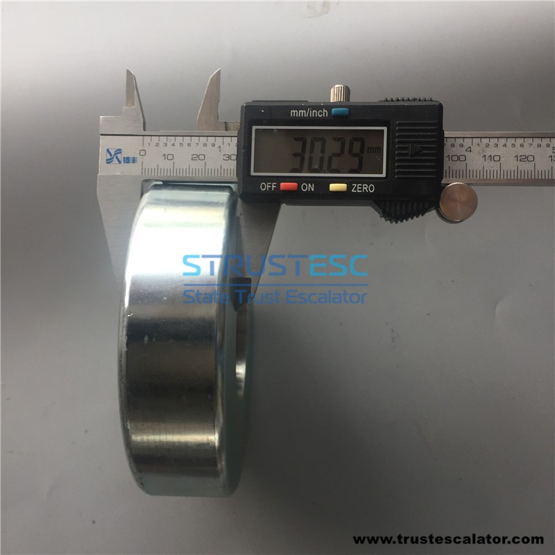 241528 Escalator Handrail Pulley 108x30x6204 108*30*6204 