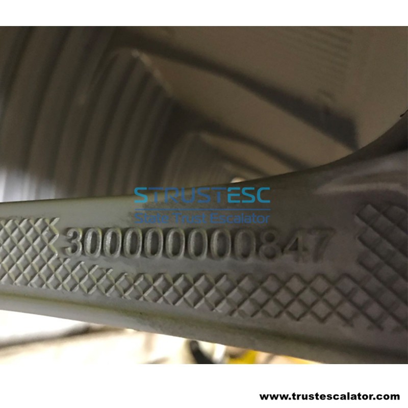 300000000846 300000000847 Escalator Step 1000mm Use for Thyssenkrupp 