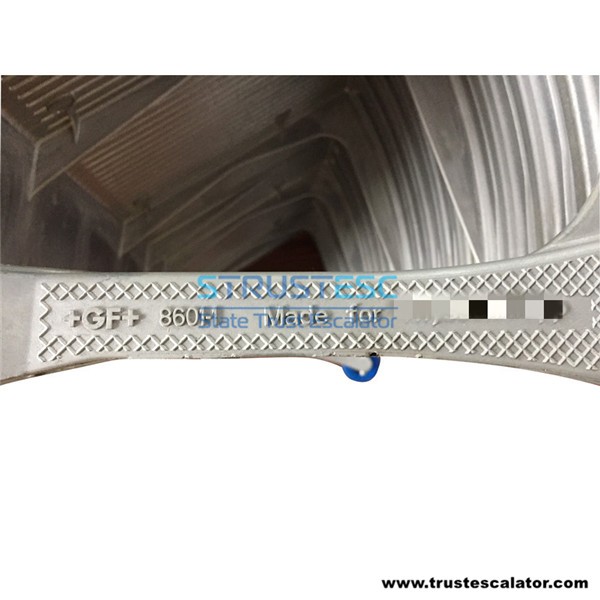 30552100 Escalator Step AL 5EK=L1000mm W Painted Demarcation Use for Thyssenkrupp