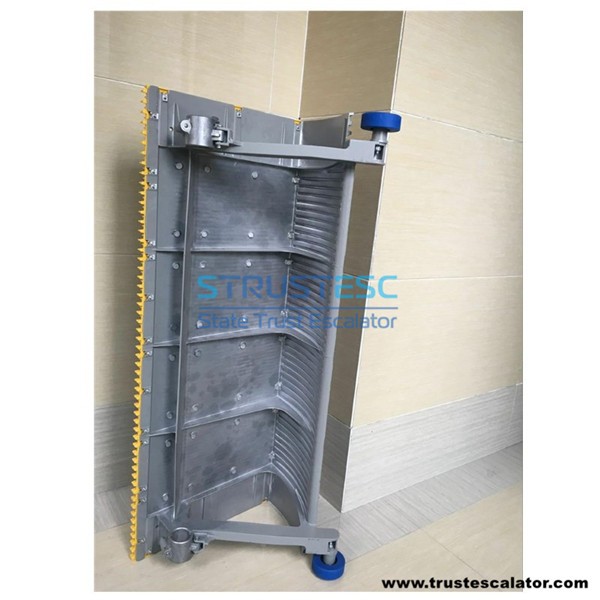 645B022J01 645B022J02 Escalator Step Use for Hyundai Escalator 1000mm Degree 35