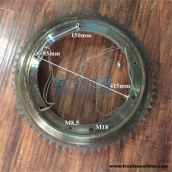 9300 9500 9700 Escalator Traction Gear Diameter 670mm 65 Teeth