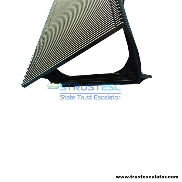 Black Painted Step L600/800/1000mm Use for Fujitec Escalator