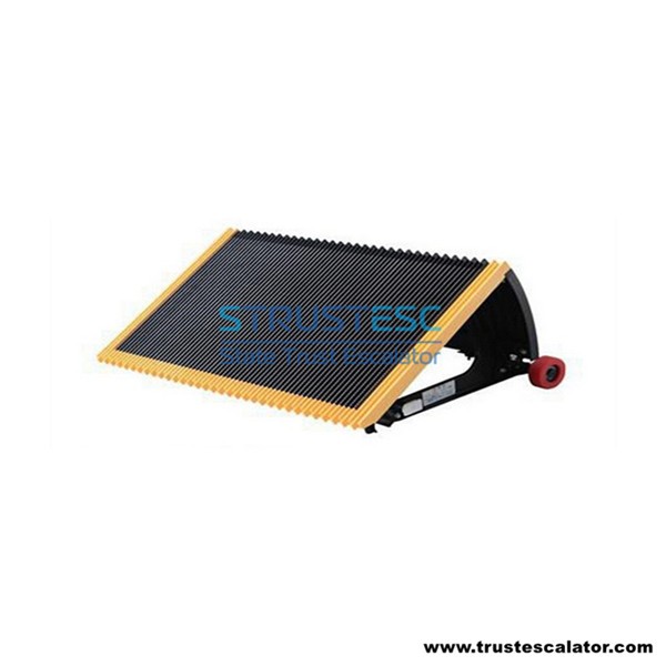 DAA26140NNP15 Escalator Step Stainless Steel Use for XIZI-OTIS