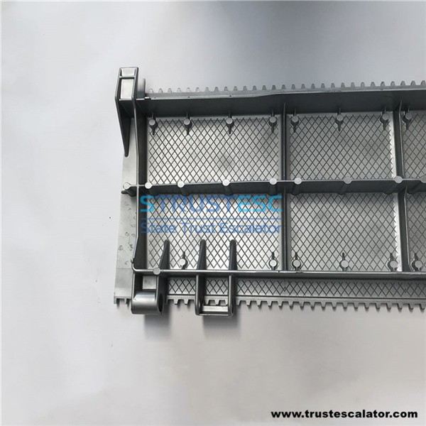 DEE1936521 Auto Walk Pallets RS-HD TYPE140 C=1399MM Use for Kone