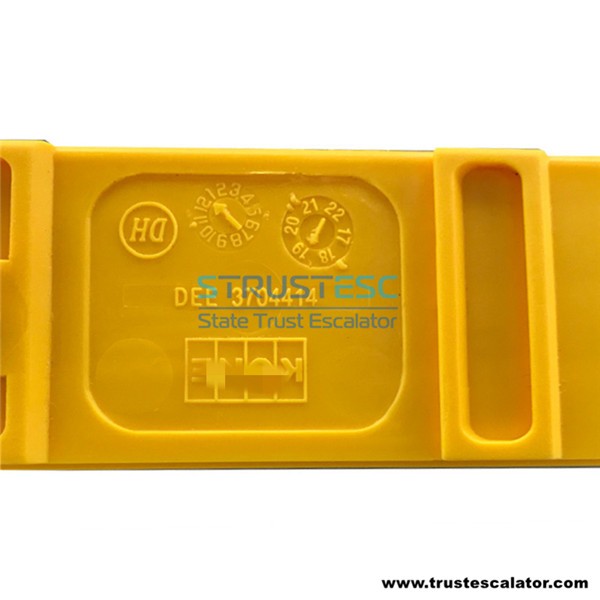 DEE3704414 DEMARCATION STRIP RHS Use for ECO3000 Escalator 