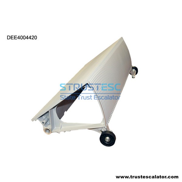 DEE4004420 STEP,2000 B=996MM TYPE100 SILVER MBZ Use for Kone RT Escalator