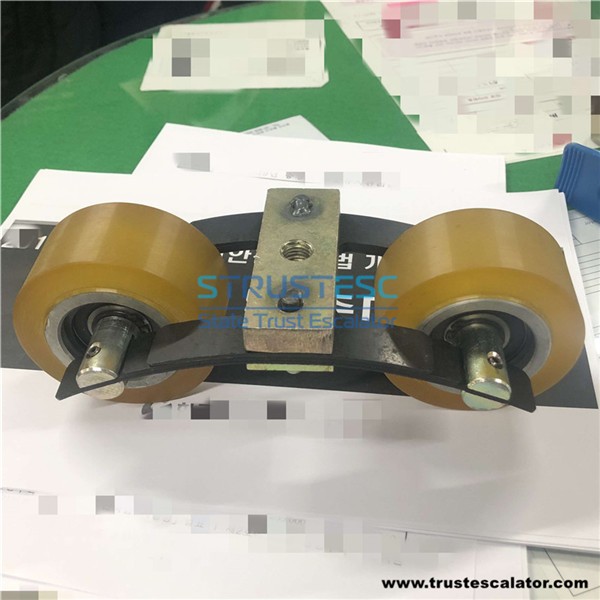 Escalator Press Roller Assembly Use for Hyundai OD76mm W39mm 6203