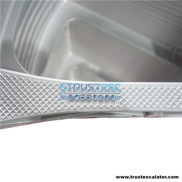 Escalator Step AL 30550200 5EK Use for Thyssenkrupp FT732