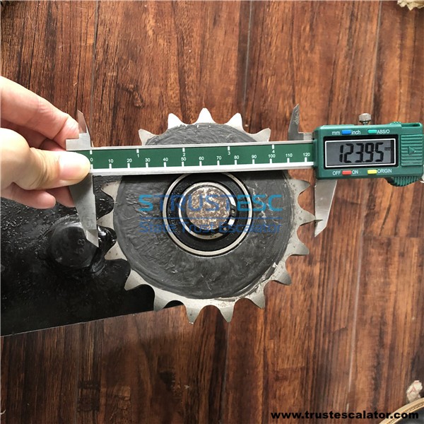 Escalator Tension Single Gear 19 Teeth Use for Mitsubishi