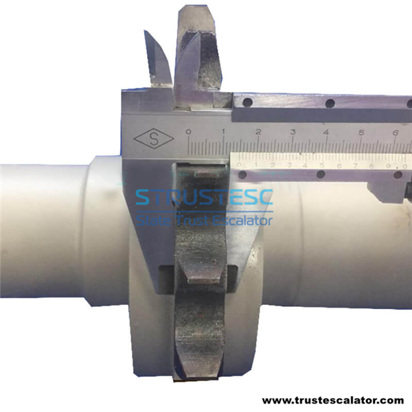 HANDRAIL SHAFT W Single SPROCKET 22T L=1065mm Use for Kone Escalator
