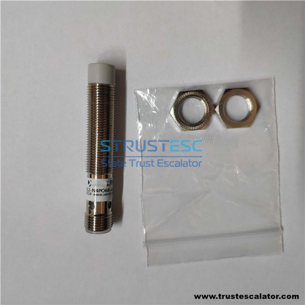 IPS12-N4PO68-A12 8800100095 Escalator Handrail Speed Sensor Use for Thyssenkrupp