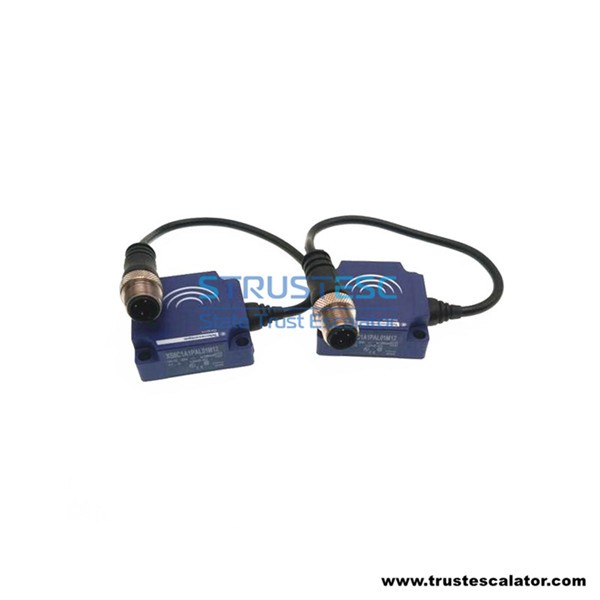 KM283454 SENSOR, PROXIMITY 12-24VDC XS8C1A1PAL01M12 Use for Kone TravelMaster 110