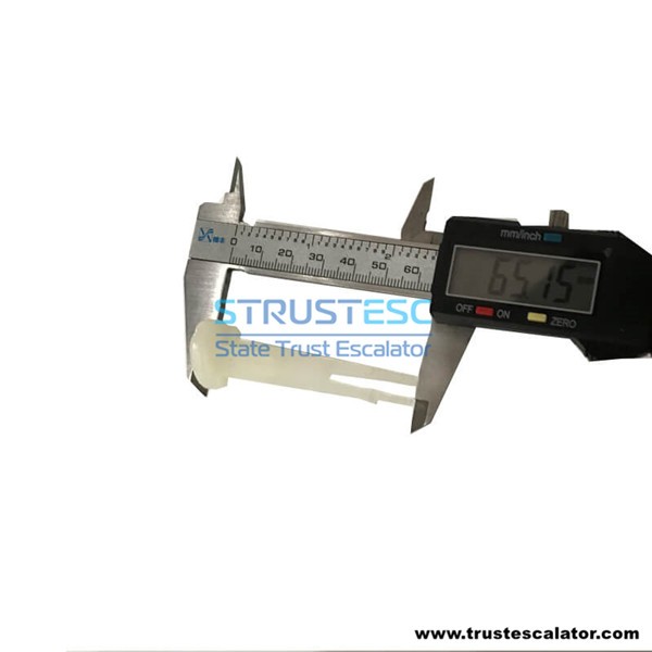 KM3710485 SLIDING PIECE, STEP AUSF K96/P96 HOST Use for ECO3000 Escalator