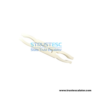 KM470561H01 Lift door slider