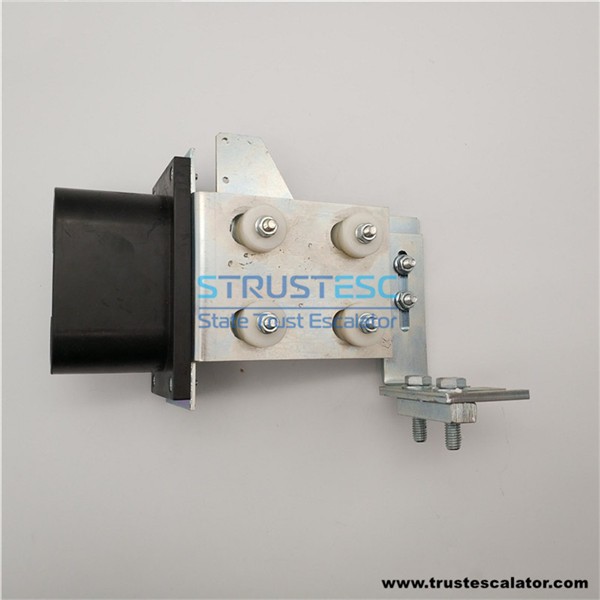 KM5232317G01 KIT, HANDRAIL INLETS TM ESC Use for Kone Escalator
