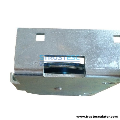 KM601200G01 KM601200G02 Lift Diverting AMDC1 Pulley