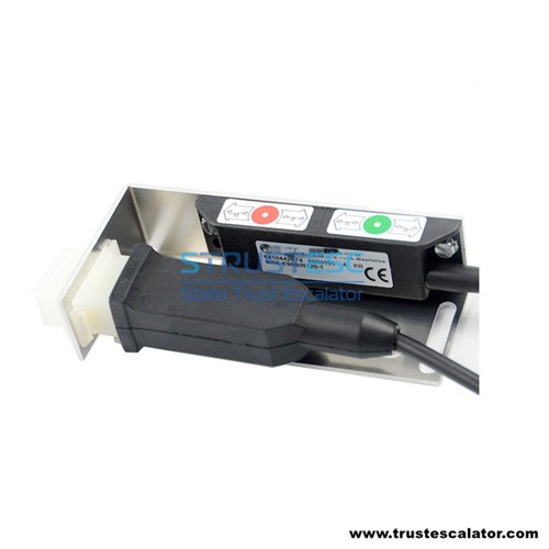 KM783917G01 KM783917G02 Elevator magnetic sensor switch 