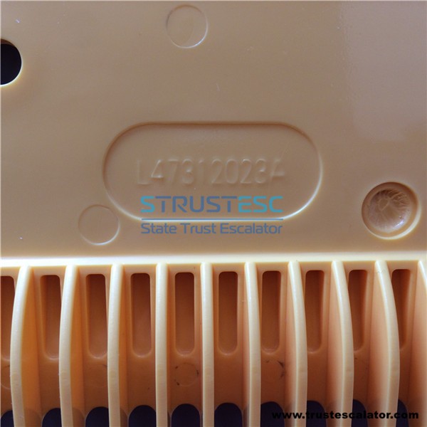 L47312022A L47312023A L47312024A Escalator Plastic Comb Use for XIZI OTIS
