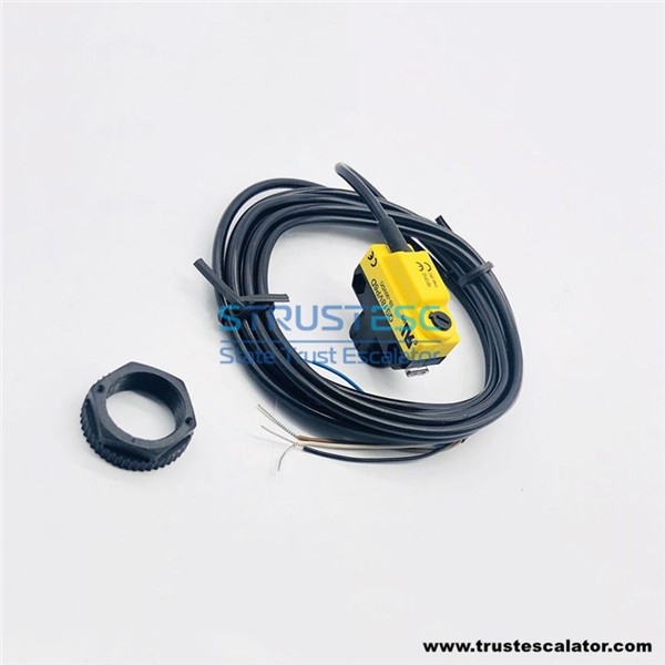 QS18VP6D BANNER Sensor Use for Thyssenkrupp Escalator
