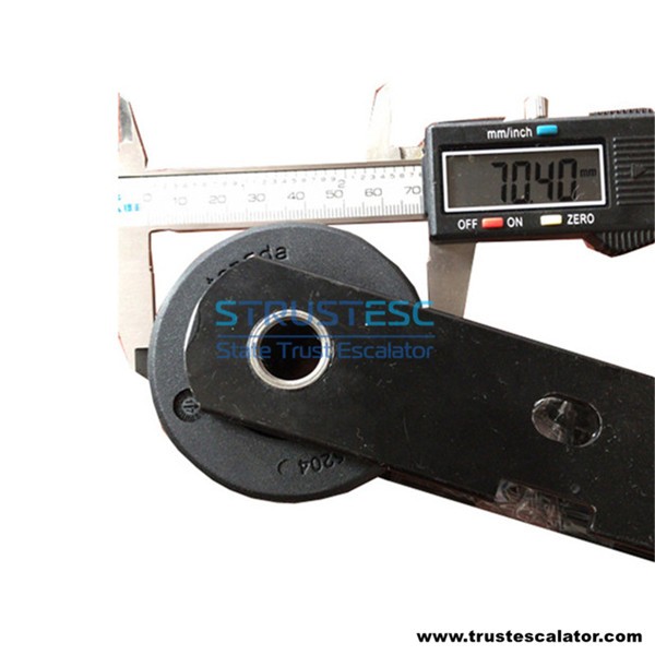Travelator Pallet Chain Cconvey Chain Roller 76mm Use for 9500 Travelator