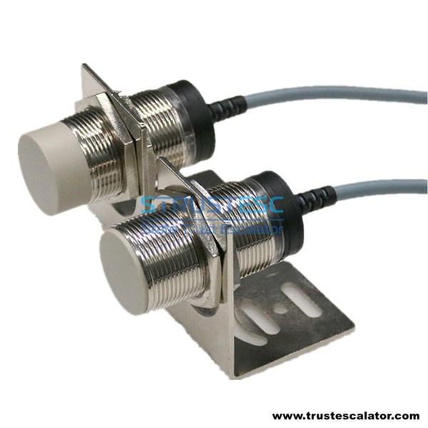 US97030001 SENSOR,UNSHIELD 30MM IA30ASN15POM1 Use for Kone Escalator