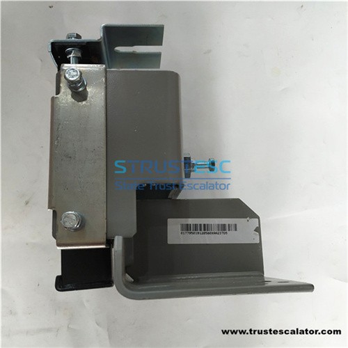 XAA237D1 XAA237D2 XAA237D5 Elevator Guide Shoe