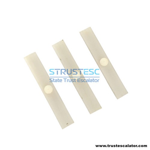 XAA237J1 FAA380F500 Elevator Guide Shoe Insert Use for Otis