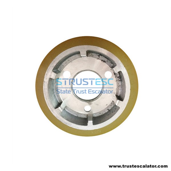XAA290F Escalator Handrail Drive Roller 131x30xID44 Use for Otis Escalator 