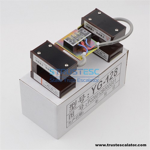 YG-128 P226012B000G01 Lift magnetic proximity switch