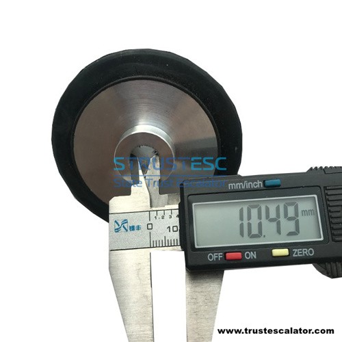 KM710210G01 Elevator tachometer roller OD75mm